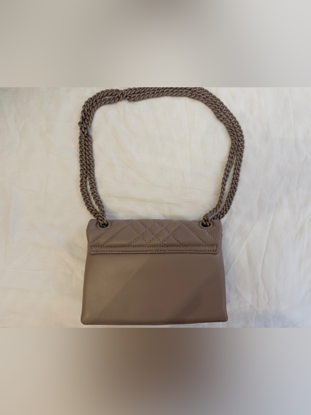 Kurt Geiger London Mini Brixton Drench Leather Shoulder Bag in Light Gray Brown! - Picture 6 of 7